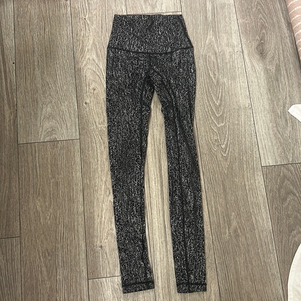 Lululemon Leggings 28” Size 2